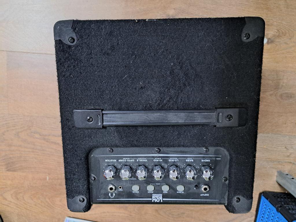 low down voor basinstrument, Ophalen, Gebruikt, Basgitaar, Minder dan 50 watt