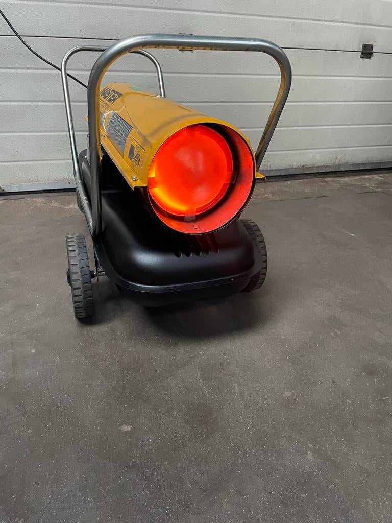 Heteluchtkanon Diesel heater Master B100CED, Doe-het-zelf en Verbouw, Ophalen, 30 tot 80 cm, Kachel, Minder dan 60 cm