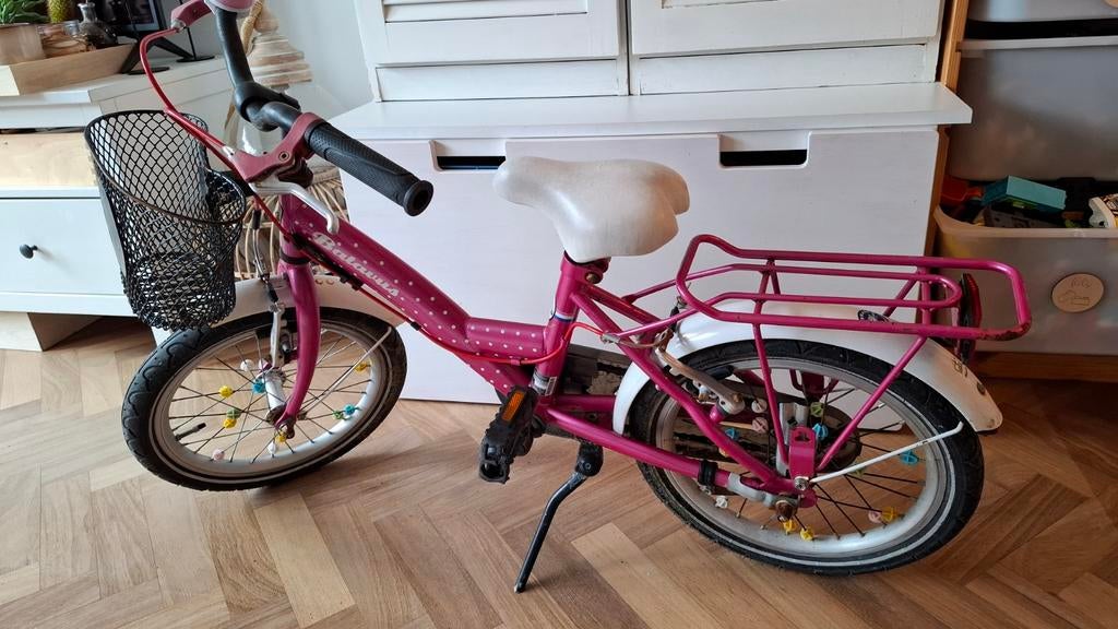 Batavus meisjesfiets 16 inch - Nieuwe banden!, Fietsen en Brommers, Ophalen, Gebruikt, Batavus, Handrem