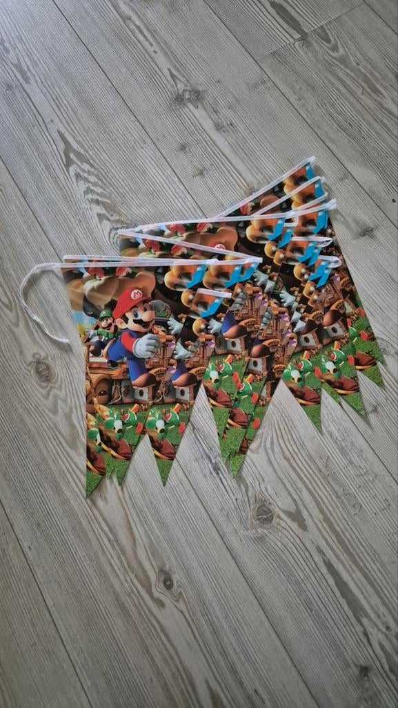 Verjaardagsslinger Super Mario, Hobby en Vrije tijd, Feestartikelen, Ophalen of Verzenden, Versiering, Verjaardag