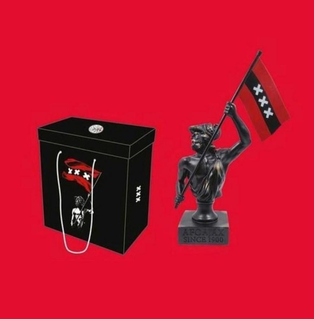 AJAX borstbeeld | 125 jaar limited edition | nieuw in doos !, Ophalen of Verzenden, Nieuw, Ajax, Beeldje of Poppetje