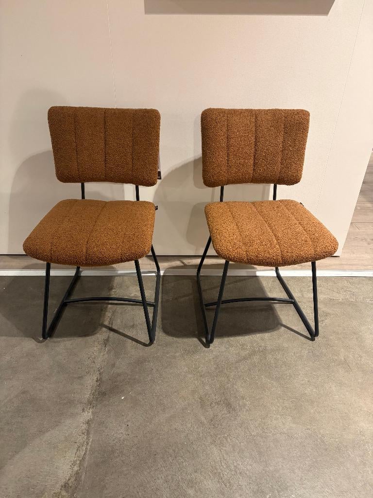 Eetkamerstoelen, Ophalen, Twee, Leer, Zo goed als nieuw