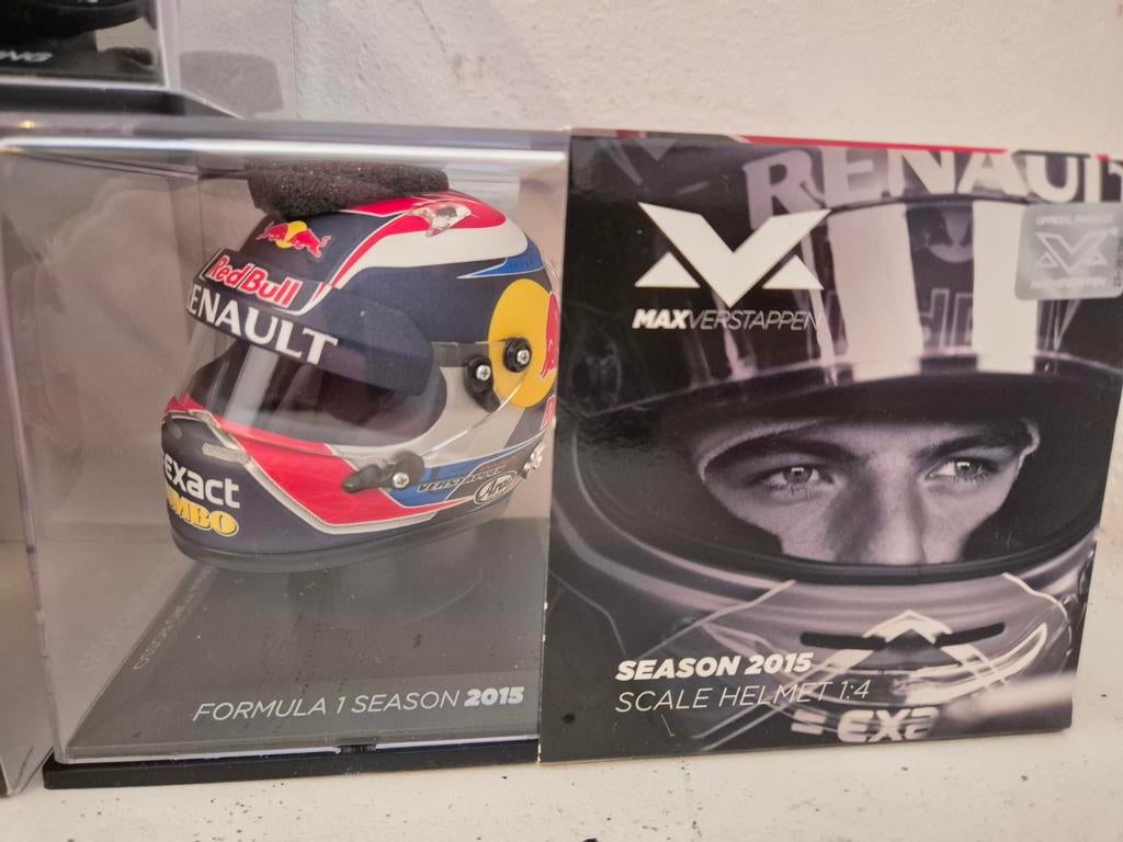 MAX VERSTAPPEN 1:4 SEIZOENSHELM 2015 SCUDERIA TORO ROSSO F1, Ophalen, Nieuw, Formule 1