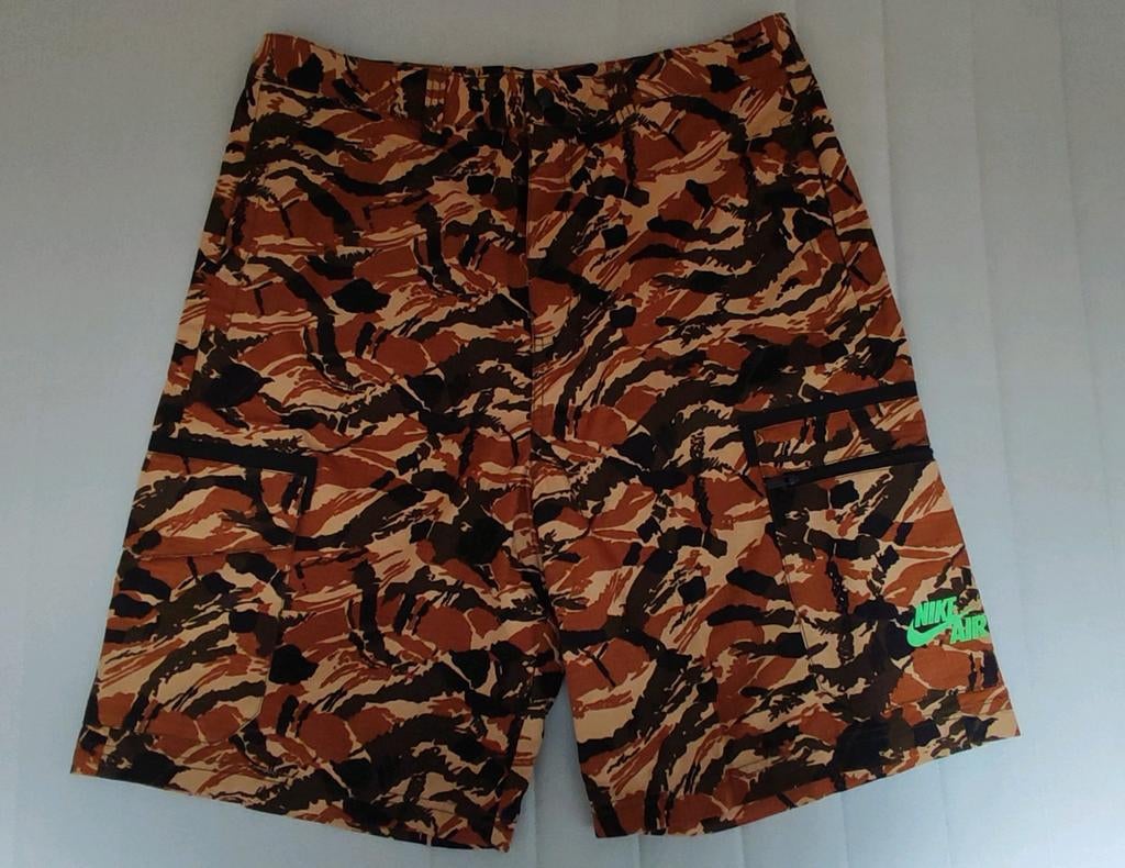 Nike Air shorts heren maat 34 nieuw - Camouflage print, Bruin, Nike, Nieuw, Overige maten