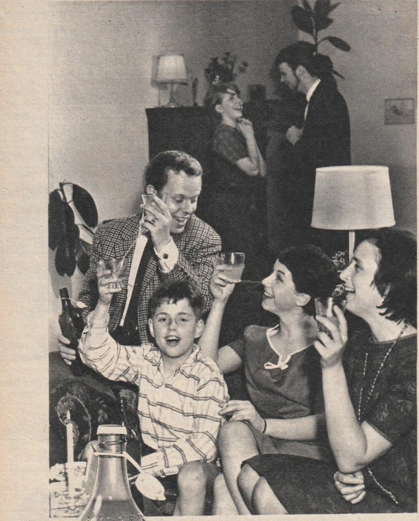 Retro reclame 1961 Joy frisdrank Citron grote familiefles, Verzenden, Overige typen