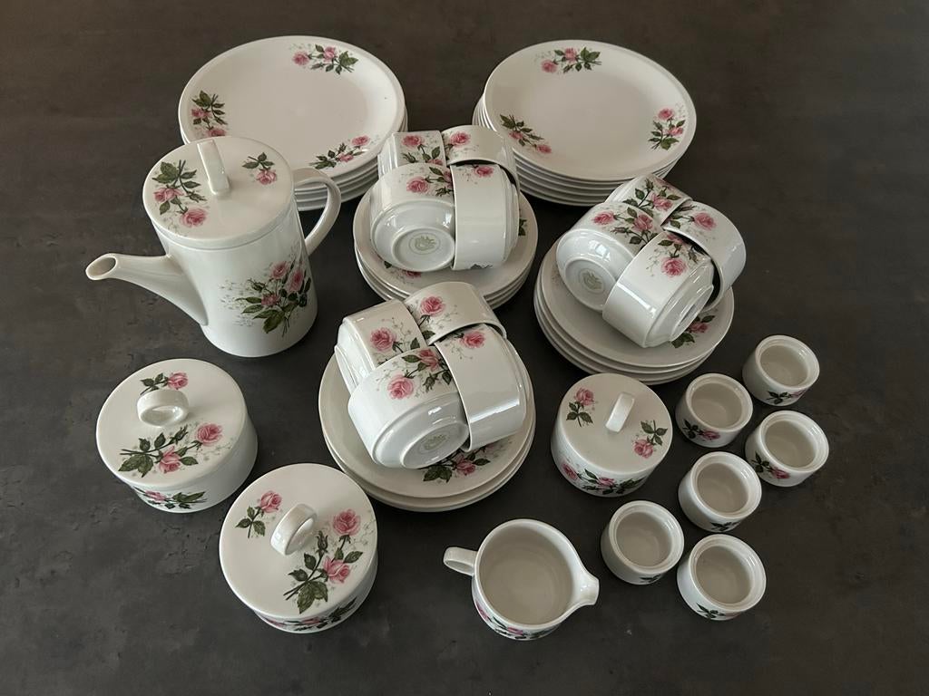 Villeroy & Boch servies met bloemenmotief, Ophalen, Gebruikt, Overige stijlen, Porselein