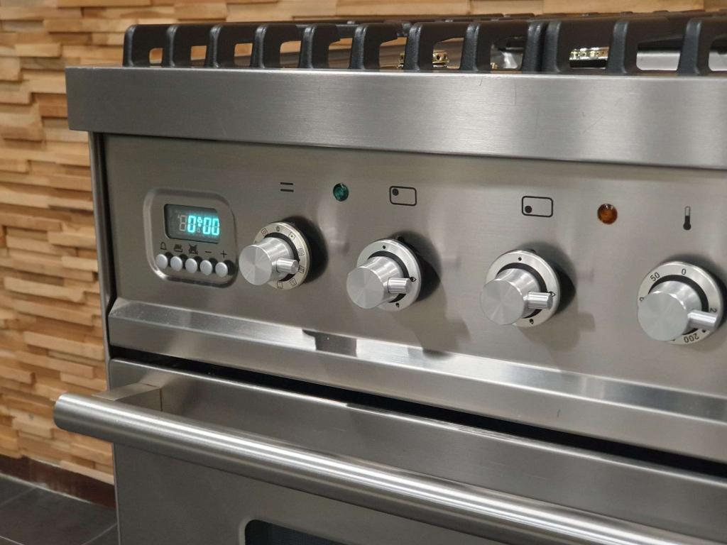 Luxe Boretti Fornuis 90cm RVS  2 elektrische ovens 6 pits, Niet ingevuld, 60 cm of meer, Niet ingevuld, Ophalen of Verzenden