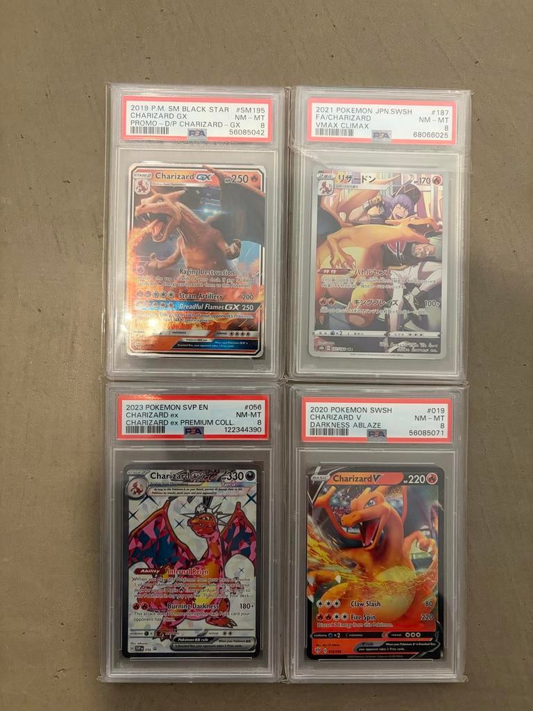 4x Charizard PSA 8 Slabs - Pokémon Kaarten Collectie, Ophalen of Verzenden, Zo goed als nieuw, Meerdere kaarten