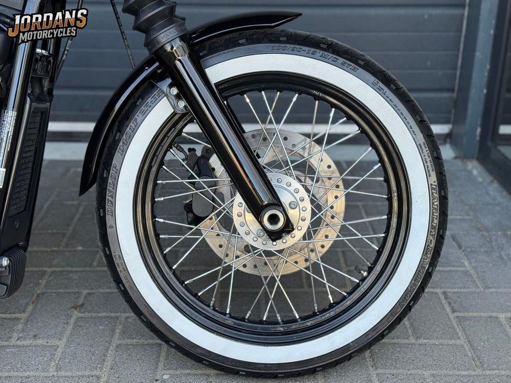 HARLEY-DAVIDSON STREET BOB 107 | white wall | V&H (bj 2018) - foto 3