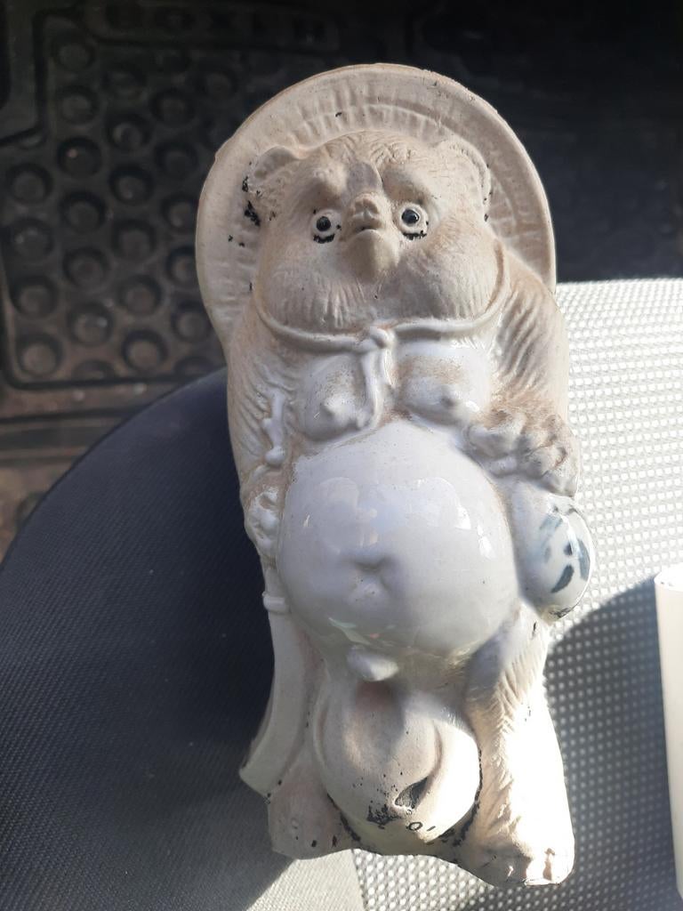 Vintage Japanse Tanuki beeldje, geluksbrenger, Ophalen of Verzenden