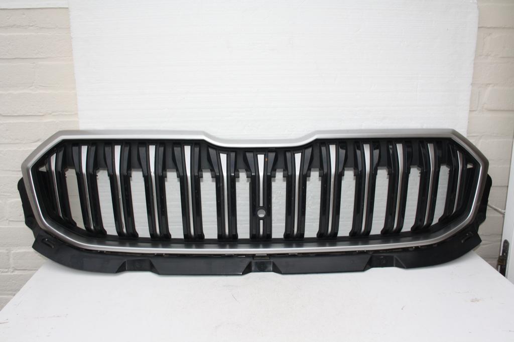 Grill Skoda Kodiaq 57H 853 653 B 2024 ! Krasjes, Ophalen of Verzenden