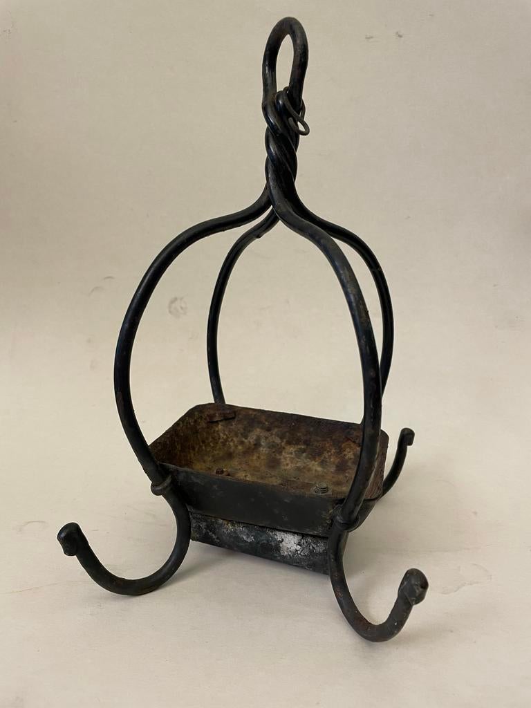 Antiek zeepbakje met kledinghanger uit de mijnen, Ophalen of Verzenden