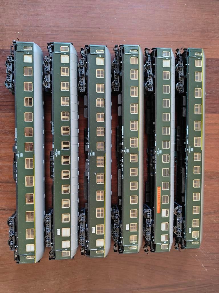 6x Liliput H0 Duitse rijtuigen, groene uitvoering, Gebruikt, Gelijkstroom, Wagon, Ophalen of Verzenden