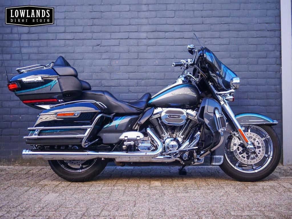 HARLEY-DAVIDSON ELECTRA GLIDE ULTRA GLIDE LIMITED CVO FLHTKS