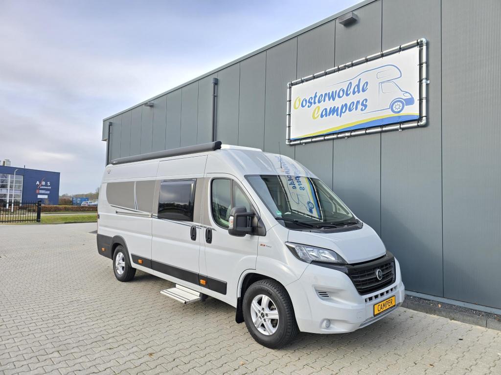 Carado Clever Edition 640 CV 35.300km Lengte Bedden Trekhaak, Buscamper of Camperbus, Ringverwarming, Fiat, Koelkast