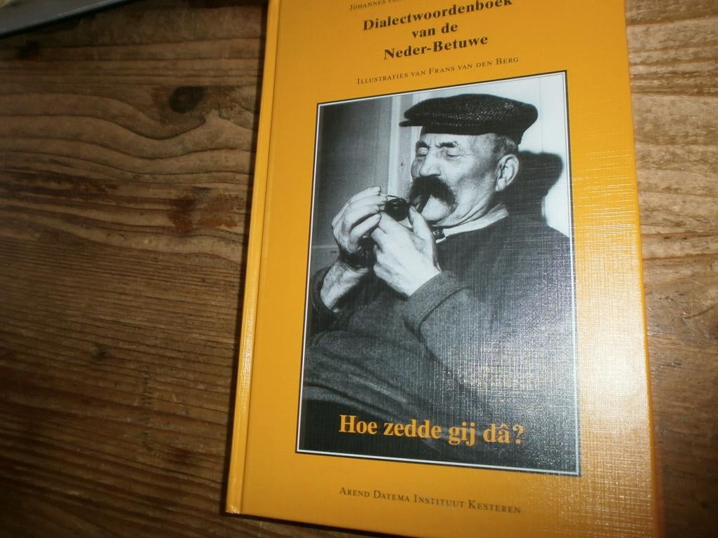 neder-betuwe dialectwoordenboek met afbeeldingen, Ophalen of Verzenden, Nieuw