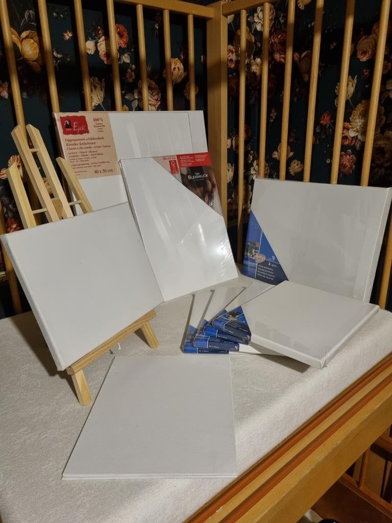 Schildersezel met 12 schildersdoeken, Ophalen of Verzenden