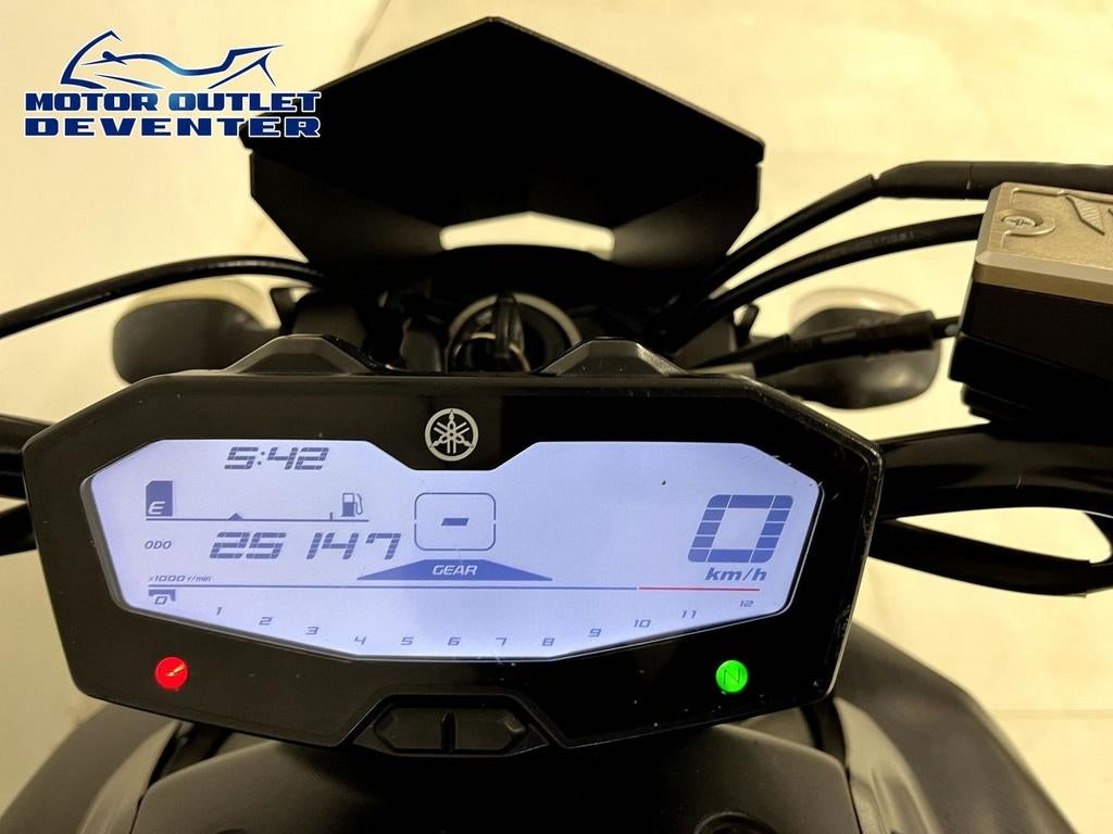 Prachtige YAMAHA MT 07  MT07ABS Arrow uitlaatsysteem 2015, 2 cilinders, Motorrijbewijs A, Bedrijf, Onbekend