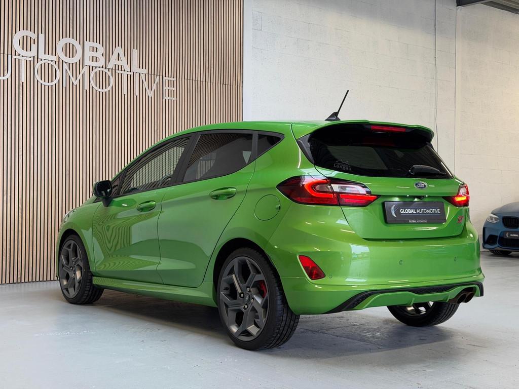 Ford Fiesta 1.5 Ecoboost ST-X - 200PK - STUURVERWARMING, 15 km/l, Gebruikt, Leder en Stof, Origineel Nederlands