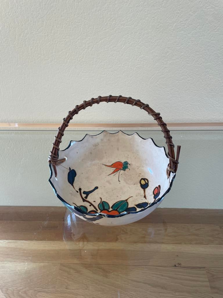 Keramieken schaal met hengsel, gemaakt in Japan, Antiek en Kunst, Ophalen