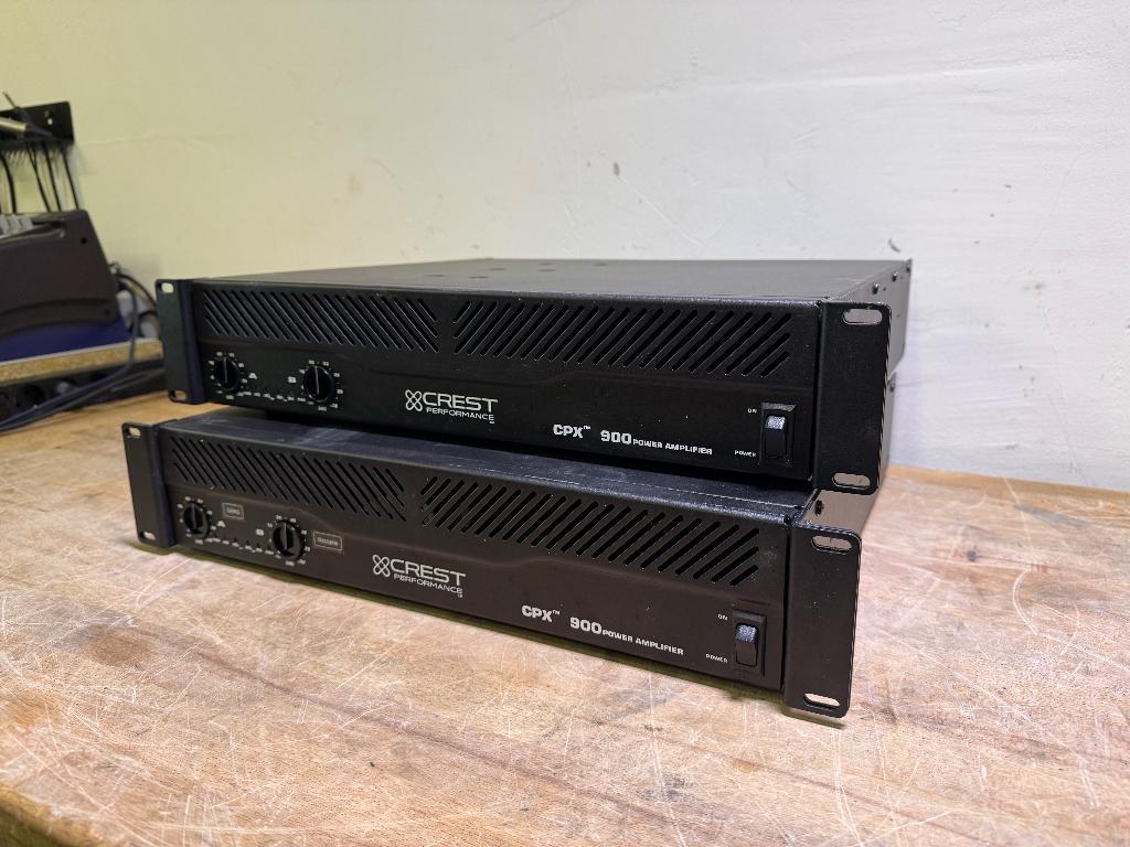 Crest CPX 900 Power Amplifier versterker (2 beschikbaar), Ophalen of Verzenden, Gebruikt, 500 tot 1000 watt, P.A.