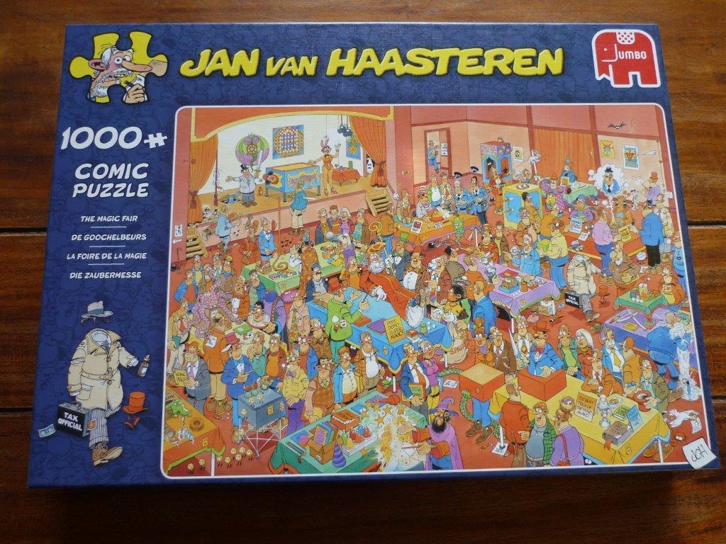 de Goochelbeurs 1000 st. - Jan van Haasteren puzzel, Ophalen of Verzenden, 500 t/m 1500 stukjes, Zo goed als nieuw, Legpuzzel