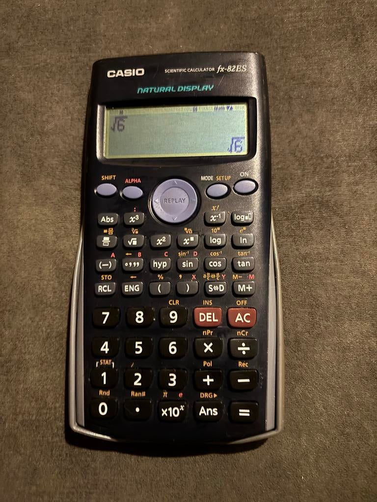 Casio rekenmachine - fx-82 ES - goede staat, Ophalen of Verzenden