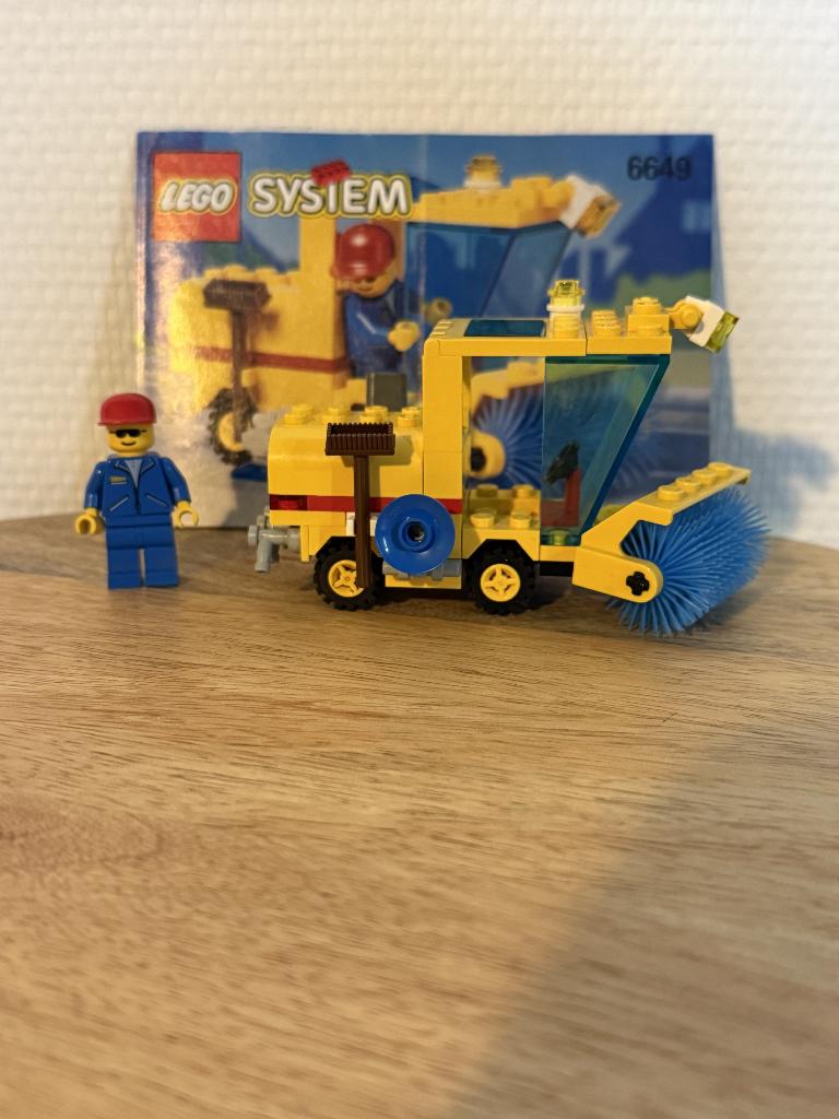 Lego straatveger, Kinderen en Baby's, Speelgoed | Duplo en Lego, Ophalen of Verzenden, Zo goed als nieuw, Complete set, Lego