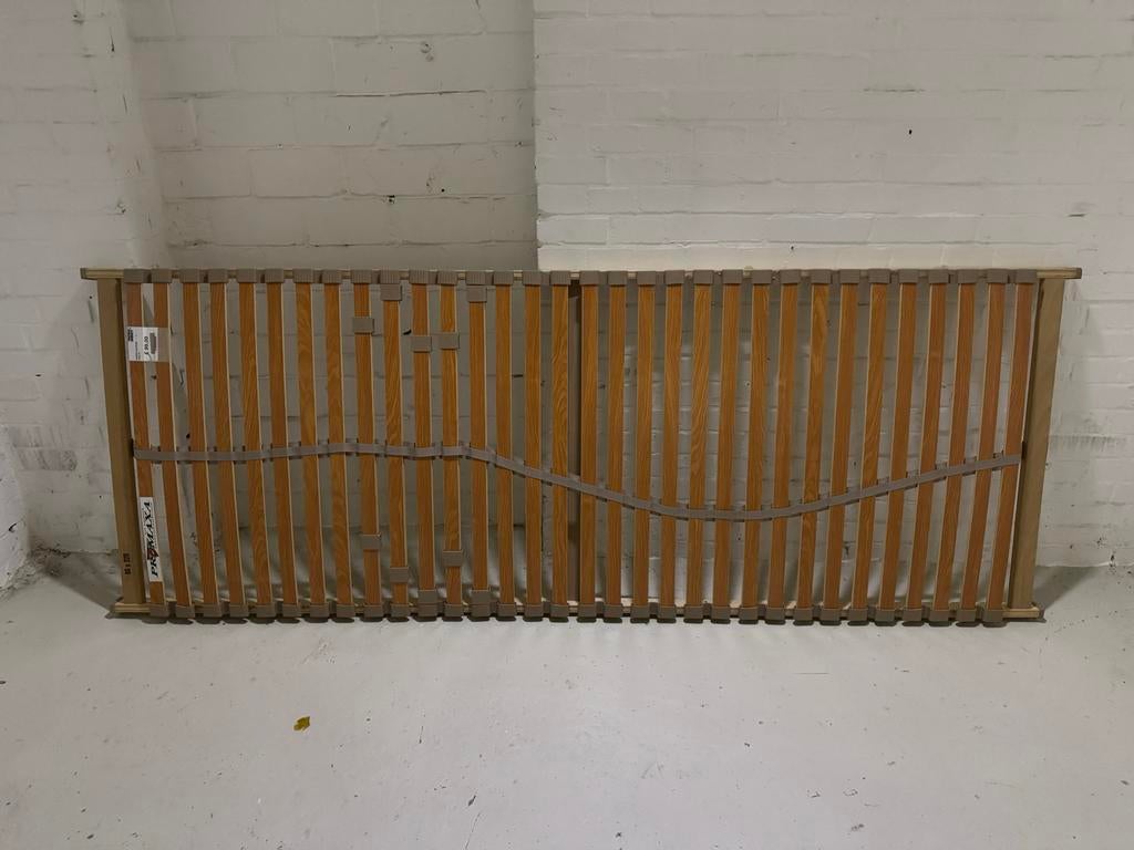 Twee lattenbodems 220x80, Huis en Inrichting, Slaapkamer | Matrassen en Bedbodems, Ophalen, Gebruikt, Eenpersoons, 80 cm