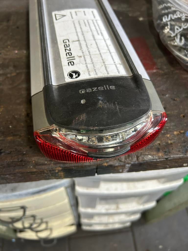 Een Gazelle accu, Ophalen of Verzenden, Gebruikt, Gazelle