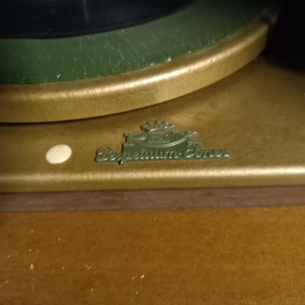 radio en platenspeler PERPETUUM in mooie vintage kast, Audio, Tv en Foto, Platenspelers, Ophalen, Overige merken