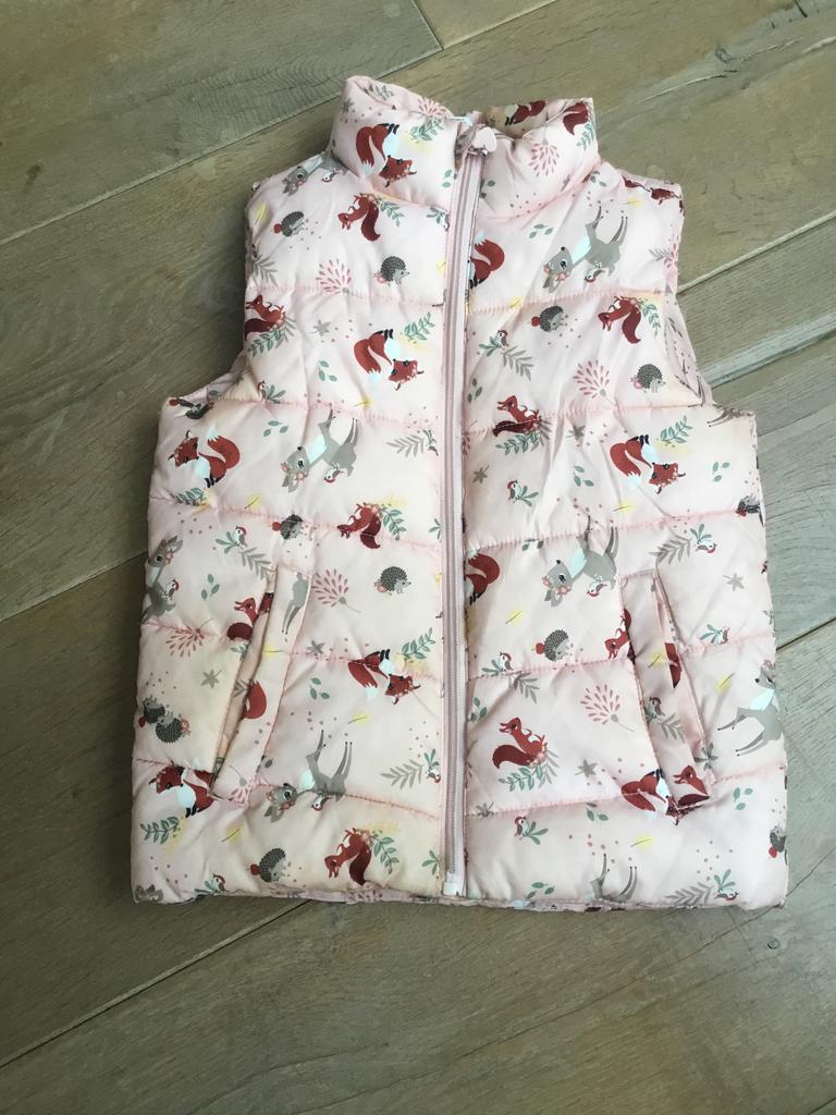 * SCHATTIGE bodywarmer met diertjes *, Kinderen en Baby's, Kinderkleding | Maat 122, Ophalen of Verzenden, Zo goed als nieuw, Meisje
