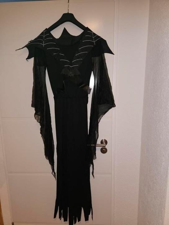 Lange Zwarte jurk carnaval, Ophalen of Verzenden, Gedragen, Carnaval