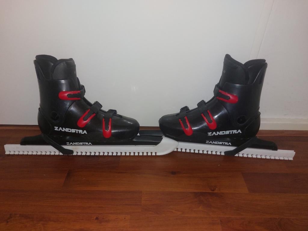 Zandstra noren met harde schoenen en bindingen, Ophalen, Zandstra, Zo goed als nieuw, Noren