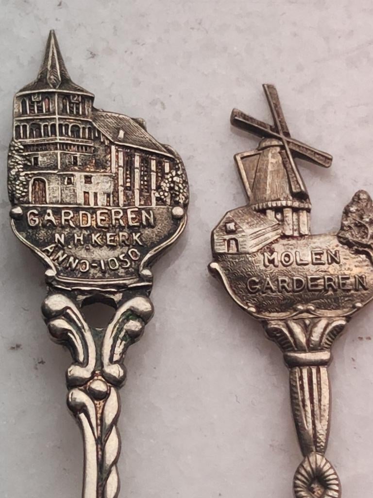 Garderen theelepels N.H.Kerk anno 1050 en molen, Ophalen of Verzenden