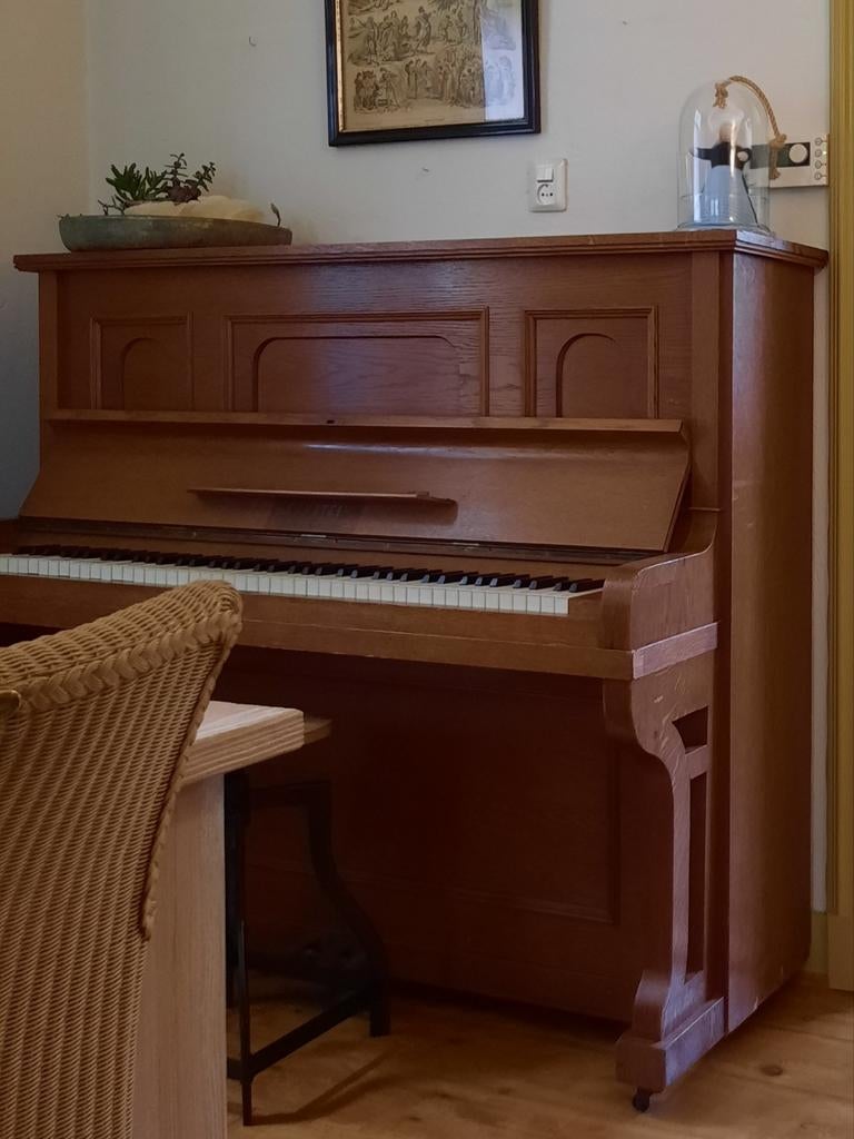 Piano, merk Eckstein, Muziek en Instrumenten, Piano's, Gebruikt, Ophalen