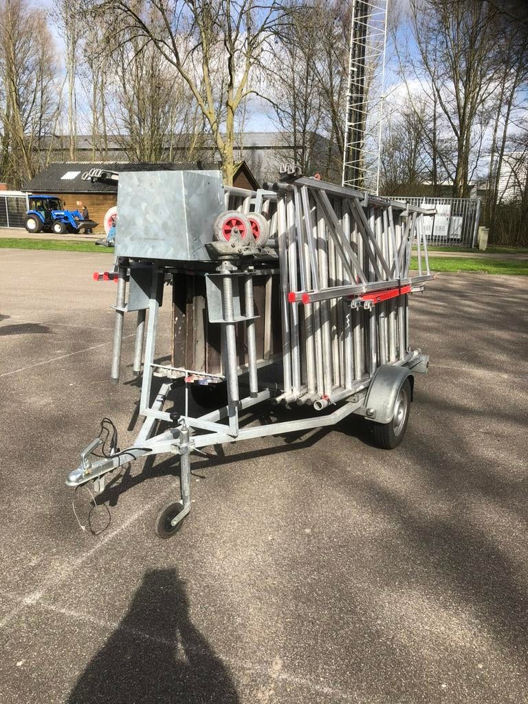 Rolsteiger tehuur, Doe-het-zelf en Verbouw, Steigers, Ophalen of Verzenden, Zo goed als nieuw, Rolsteiger of Kamersteiger, 5 meter of hoger