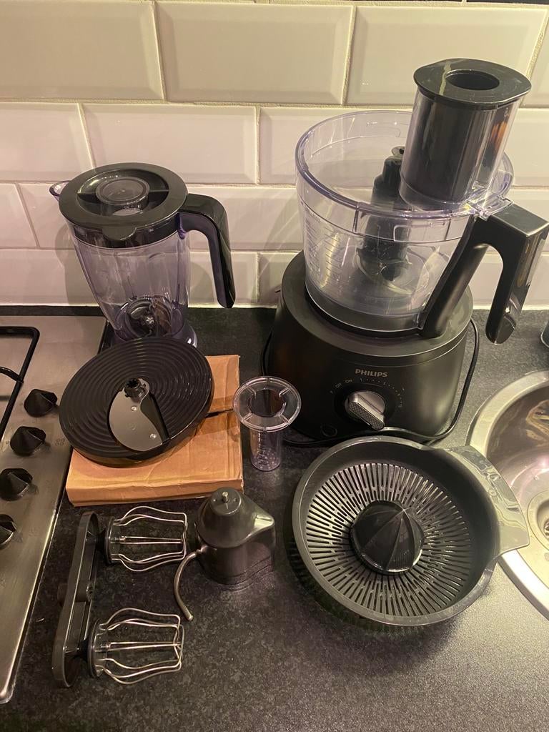 Philips keukenmachine HR7776, Ophalen, 4 liter of meer, Gebruikt, 3 snelheden of meer