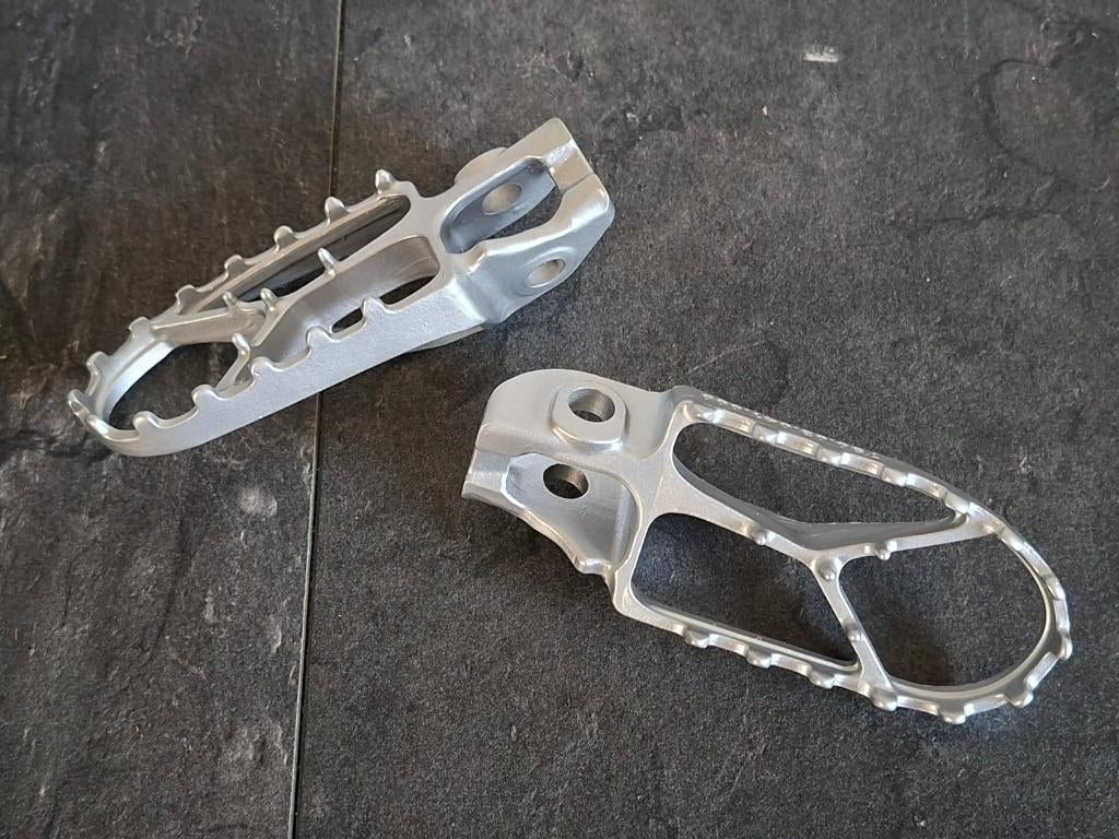 *KTMSX85/HQV TC85/GASGAS MC85 SET ORG. VOETSTEPS 2018-2024 *, Ophalen of Verzenden, Gebruikt