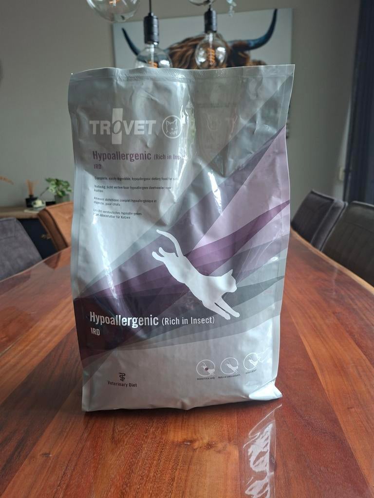 Trovet hypoallergenic insect kattenvoer, Ophalen, Kat