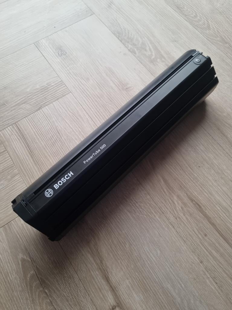 Bosch powertube 500 verticaal, Fietsen en Brommers, Ophalen of Verzenden, Zo goed als nieuw