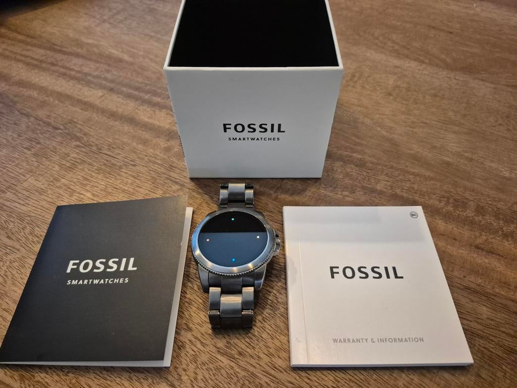 Fossil Smartwatch, Gebruikt, Fossil, Ophalen of Verzenden, Grijs