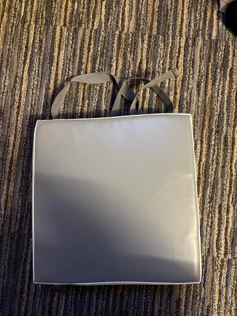 Thuiser stoelverhoger kind, Ophalen of Verzenden, Zo goed als nieuw