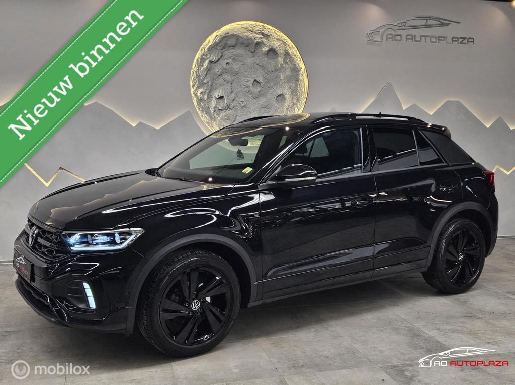 Volkswagen T-Roc 1.5 TSI 3x R-Line Panorama/Black Style/Carp, 1258 kg, 1498 cc, 4 cilinders, 150 pk