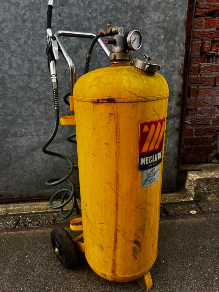 Meclube olie / benzine tank 50L op luchtdruk, Auto diversen, Ophalen, Gebruikt