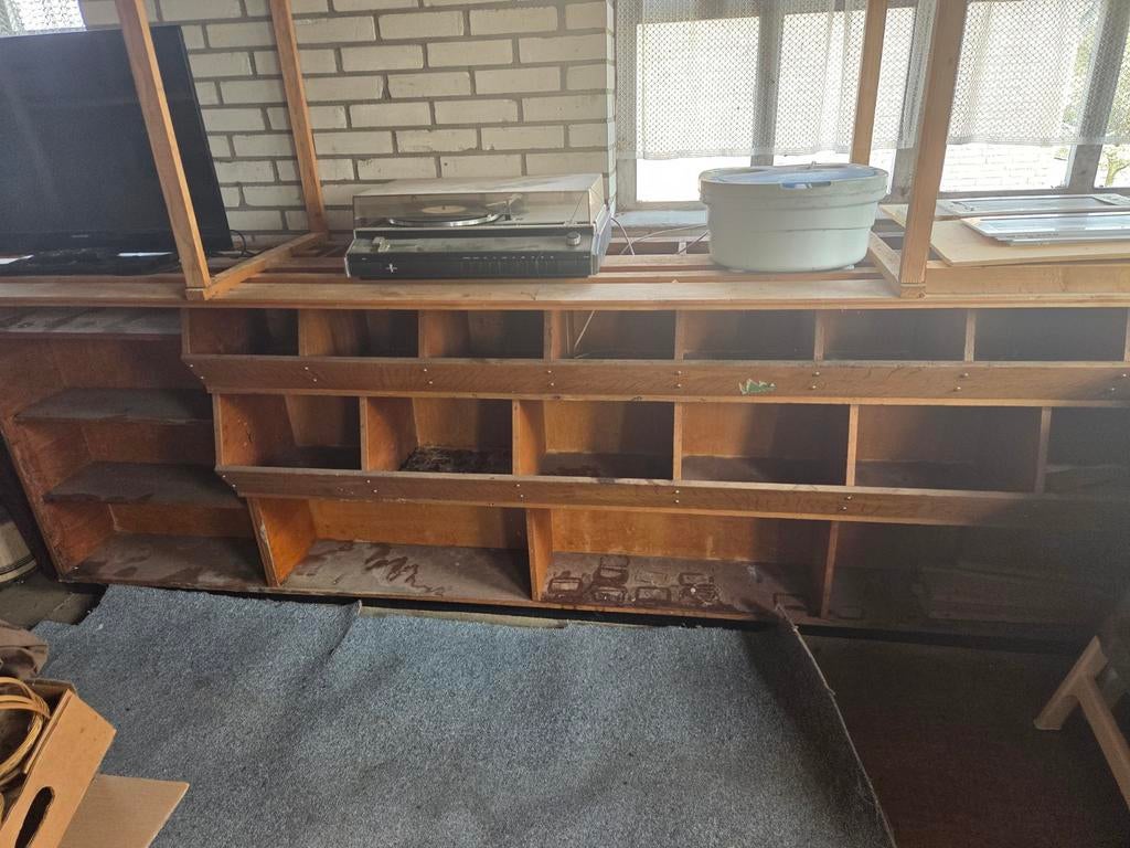 Houten kast met vakken en planken , vakkenkast, Vintage, Ophalen of Verzenden, Gebruikt, 25 tot 50 cm