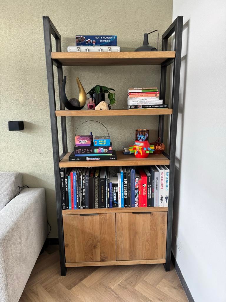 Eikenhouten kast met metalen frame, Ophalen, Gebruikt, Eikenhout, 50 tot 100 cm