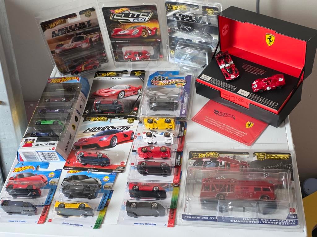 Hot Wheels Ferrari verzameling, Hobby en Vrije tijd, Modelbouw | Auto's en Voertuigen, Ophalen of Verzenden