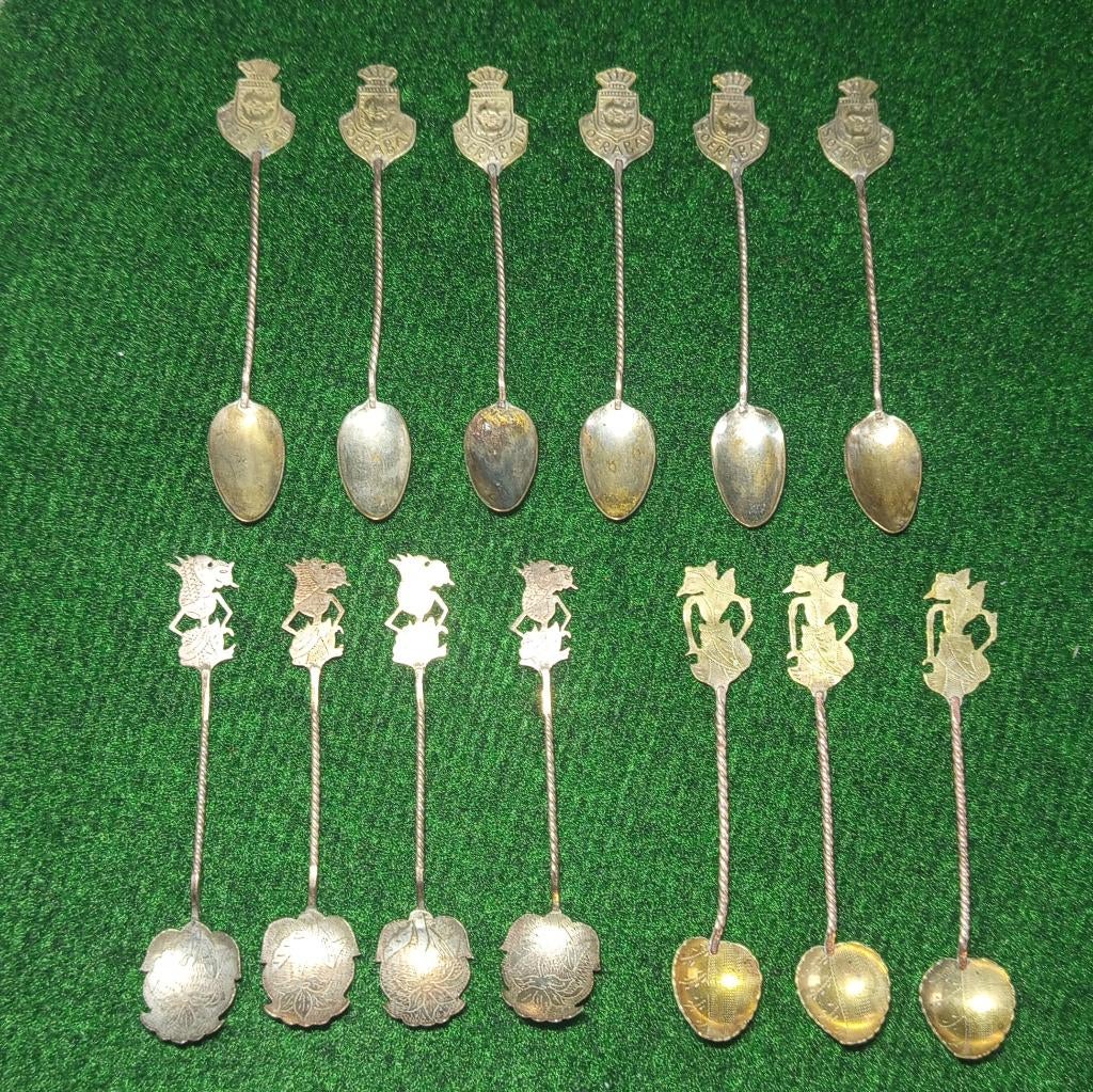 13 zilveren Djokja lepeltjes, Antiek en Kunst, Antiek | Goud en Zilver, Ophalen of Verzenden, Zilver