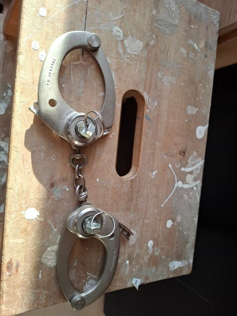 Fn herstal magnetics handboeien, Verzamelen, Ophalen, Landmacht, Nederland, Overige typen